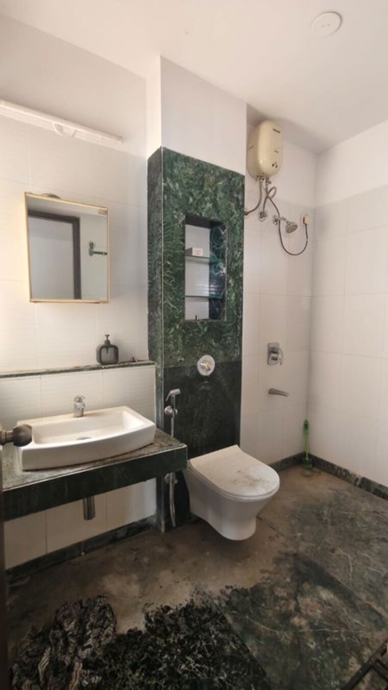 Bathroom, lodha-splendora-tierra 2.5 Bedroom 750 Sq.Ft. Apartment In Ghodbunder Road Thane 10519702