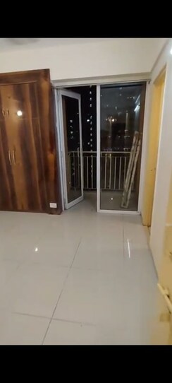 2 BHK Apartment For Rent in Wave Dream Homes