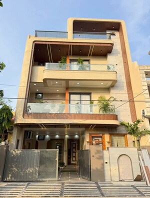 5 BHK Villa For Sale in Bijnor Road
