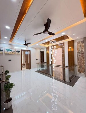 Living Room in 5 BHK Villa at Bijnor Road – for Sale