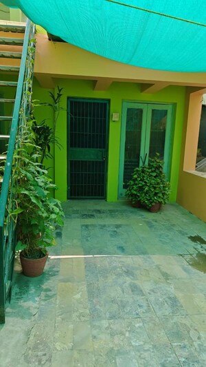 5 BHK Independent House – Entrance View at Chattarpur - for Sale