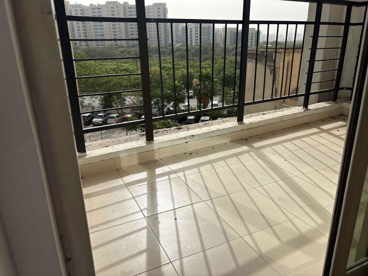 Balcony, nimbus-the-golden-palm 1 Bedroom 506 Sq.Ft. Apartment In Sector 168 Noida 10519774