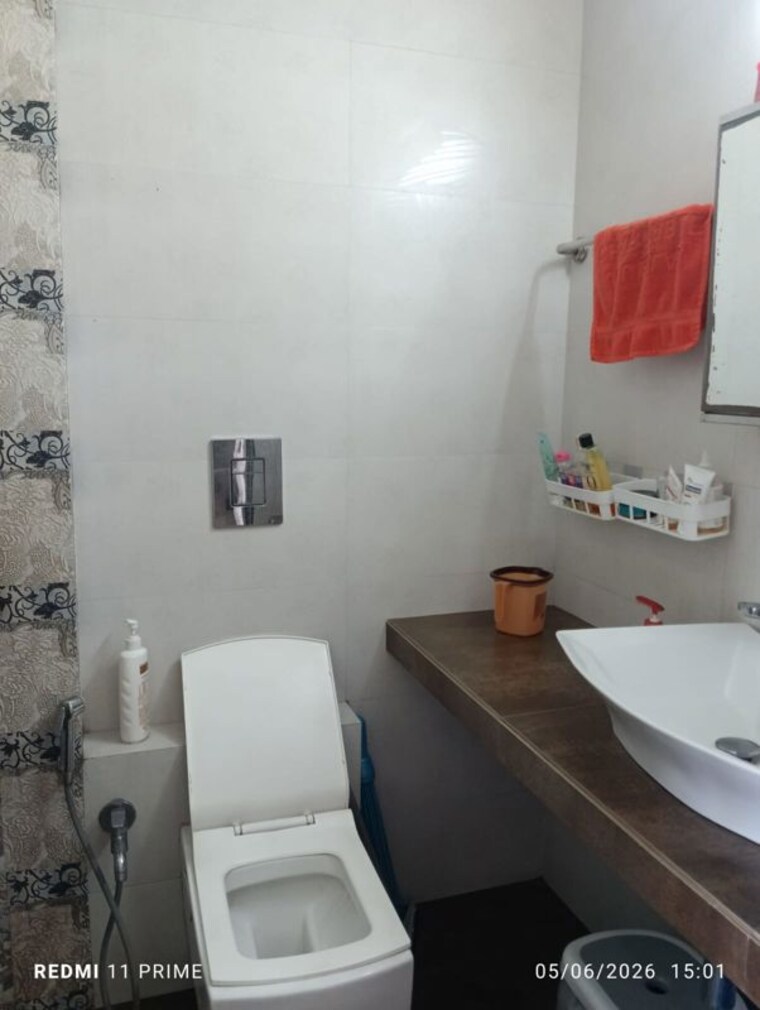 Bathroom, safal-twins 3 Bedroom 1430 Sq.Ft. Apartment In Chembur Mumbai 10519785