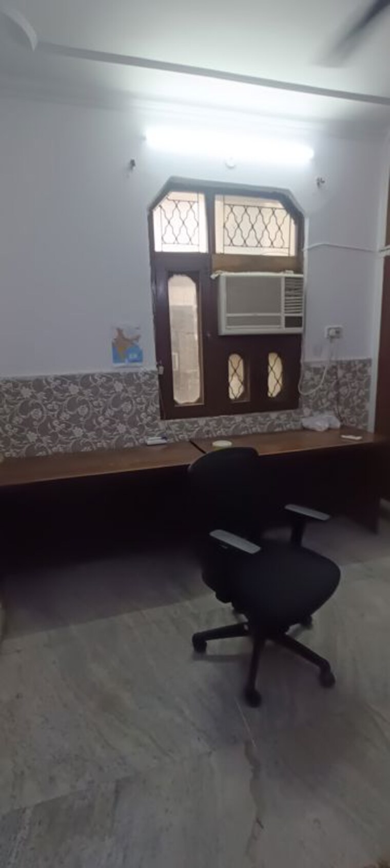 Living Room, rohini sector 8 Commercial Office Space 600 Sq.Ft. In Rohini Sector 8 Delhi 10519802