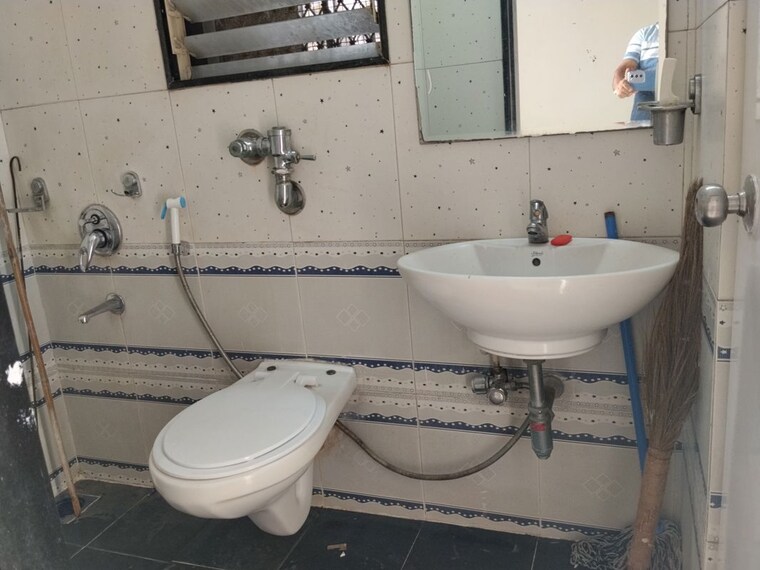 Bathroom, dosti-lotus 2 Bedroom 650 Sq.Ft. Apartment In Wadala Mumbai 10519782