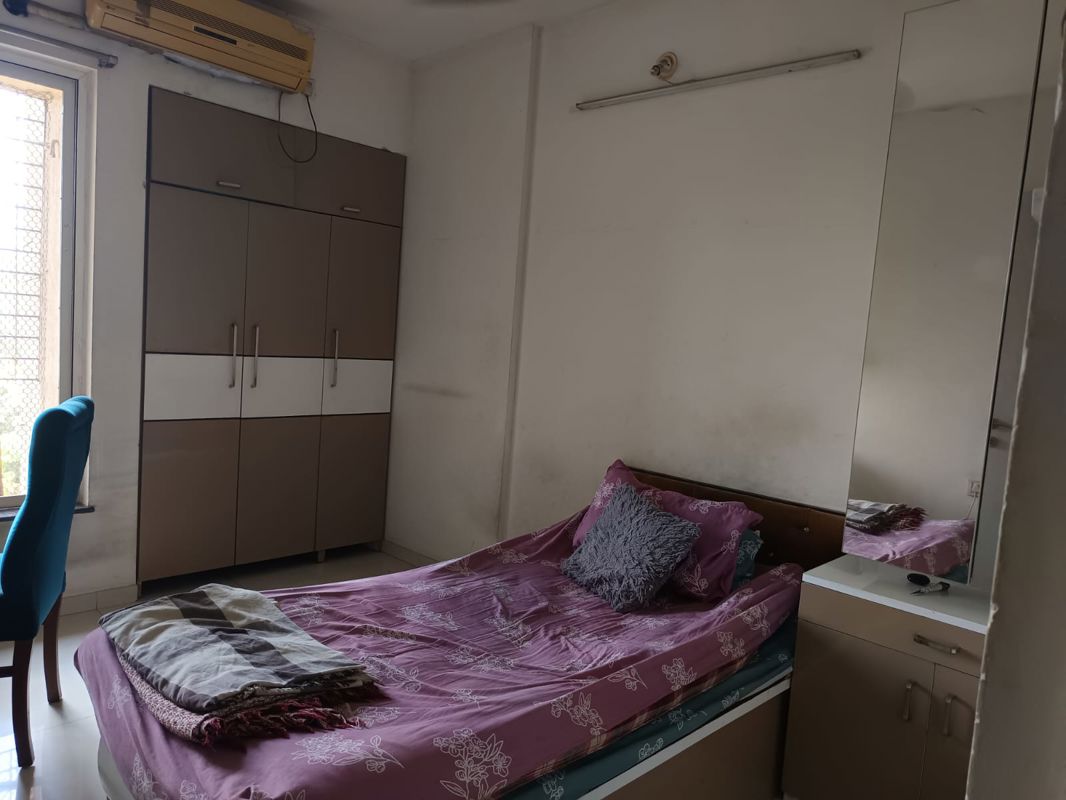 2 BHK + Prayer Room,Servant Room,Extra Room 700 Sq.Ft. Apartment in Puranik City