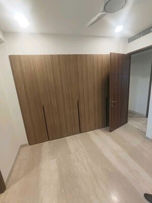 Bedroom in 3 BHK Builder Floor at Sector 21 – for Rent