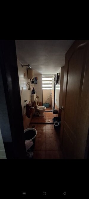 Bathroom in 3 BHK Apartment at Lokmanya CHS Panch Pakhdi, Panch Pakhadi – for Rent
