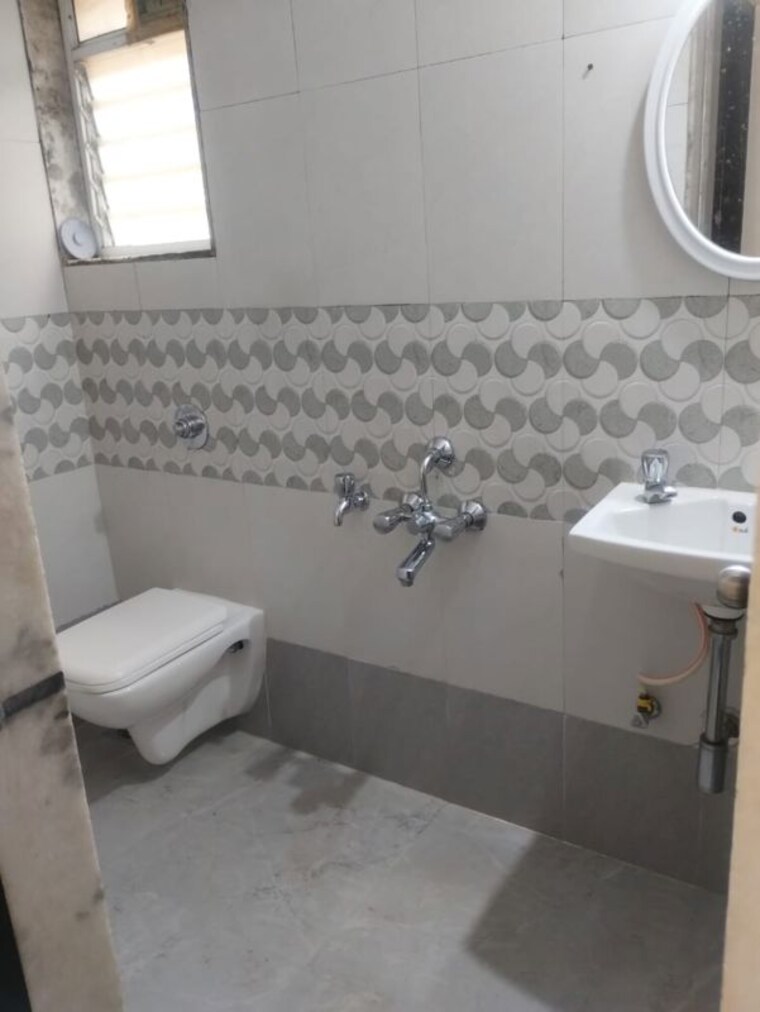 Bathroom, jvm-sarvam 2 Bedroom 700 Sq.Ft. Apartment In Ghodbunder Road Thane 10519836