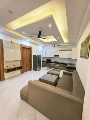 Team Area in 3 BHK Apartment at Conscient Heritage Max, Sector 102 – for Sale
