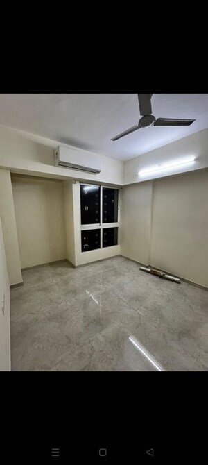 2 BHK Apartment For Rent in Lodha Amara, Kolshet Road