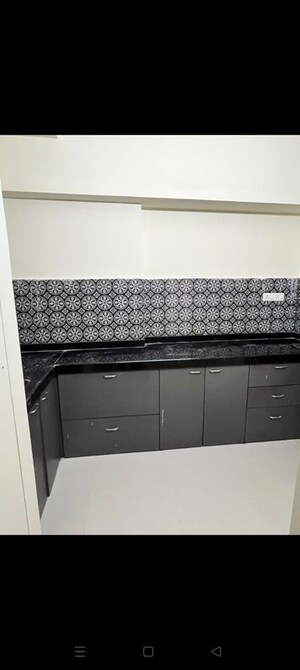 Furnished Amenities in 2 BHK Apartment at Lodha Amara, Kolshet Road – for Rent