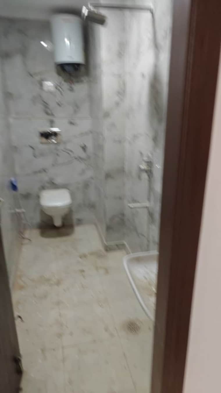 Bathroom, chattarpur 2 Bedroom 720 Sq.Ft. Builder Floor In Chattarpur Delhi 10519842