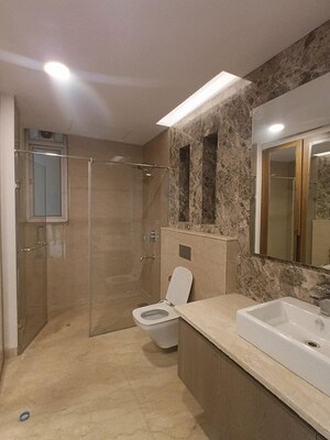 Bathroom in 2 BHK Builder Floor at Sector 21 – for Rent