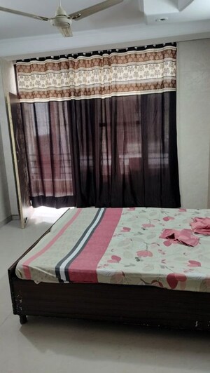 Bedroom in 2 BHK Apartment at Surya Towers Zirakpur, Lohgarh – for Rent