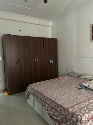 Bedroom in 2 BHK Builder Floor at Sector 22 – for Rent