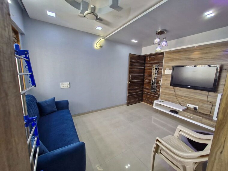 Room, thane west 1.5 Bedroom 700 Sq.Ft. Apartment In Thane West Thane 10519908