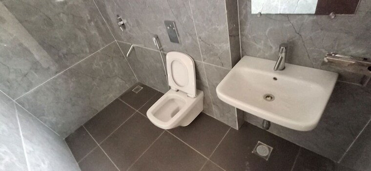 Bathroom, muppas-indraprastha 4 Bedroom 3500 Sq.Ft. Villa In Tellapur Hyderabad 10519914