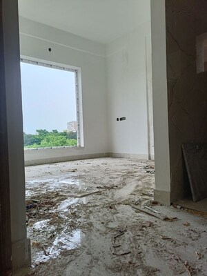 Room in 2 BHK Apartment at New Town Action Area ii – for Sale
