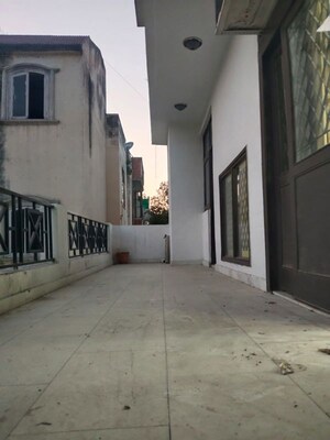3 BHK Builder Floor – Exterior View View at Kalkaji - for Rent