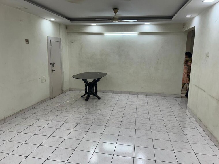 Room, aundh road 1 Bedroom 550 Sq.Ft. Apartment In Aundh Road Pune 10519968
