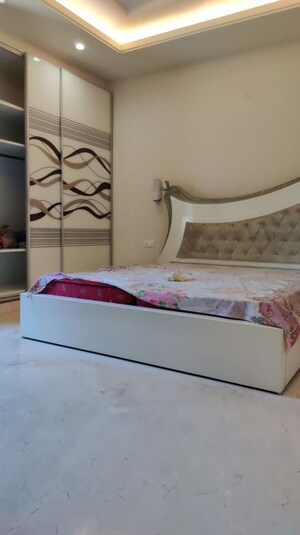 Bedroom in 3 BHK Builder Floor at Kalkaji – for Rent