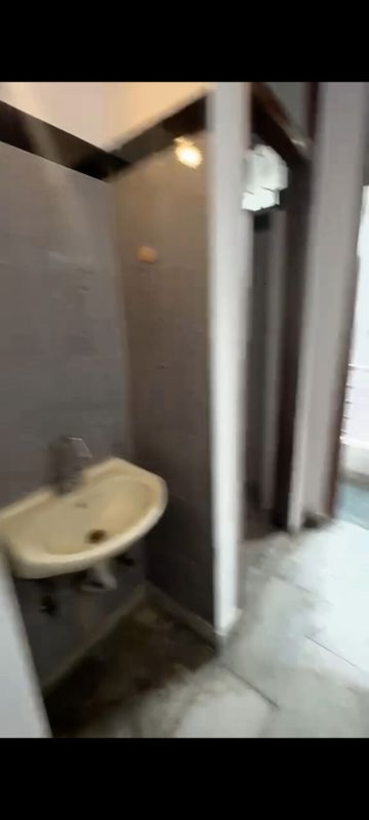 Bathroom, kalkaji 2 Bedroom 900 Sq.Ft. Builder Floor In Kalkaji Delhi 10519996
