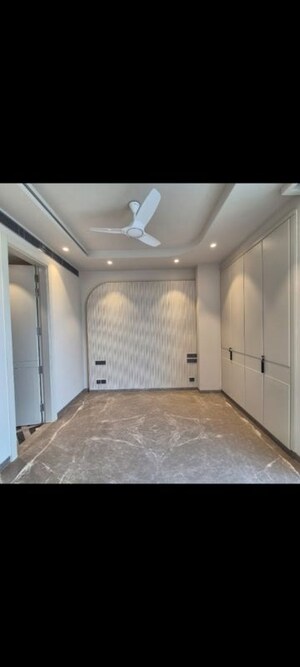 Building Lobby in 4 BHK Builder Floor at Greater Kailash – for Rent