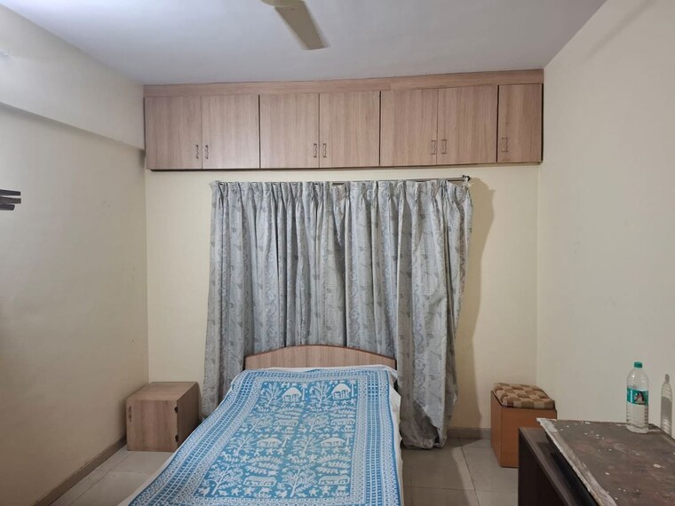 Bedroom, satyam-shivam-society 2 Bedroom 1000 Sq.Ft. Apartment In Wakad Pune 10519999