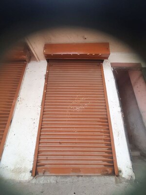 Furnished Amenities in  Shop at Rahatani – for Rent