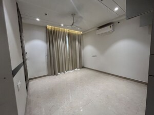 Room in 3 BHK Apartment at Aurobindo Kohinoor, Serilingampally – for Rent