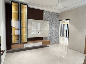 Room in 3 BHK Apartment at Aurobindo Kohinoor, Serilingampally – for Rent