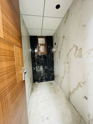 Attached Bathroom in 3 BHK Builder Floor at Sector 73 – for Sale