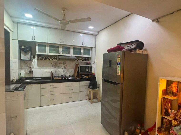 Kitchen, radheya-apartment 2 Bedroom 800 Sq.Ft. Apartment In Khar West Mumbai 10520046