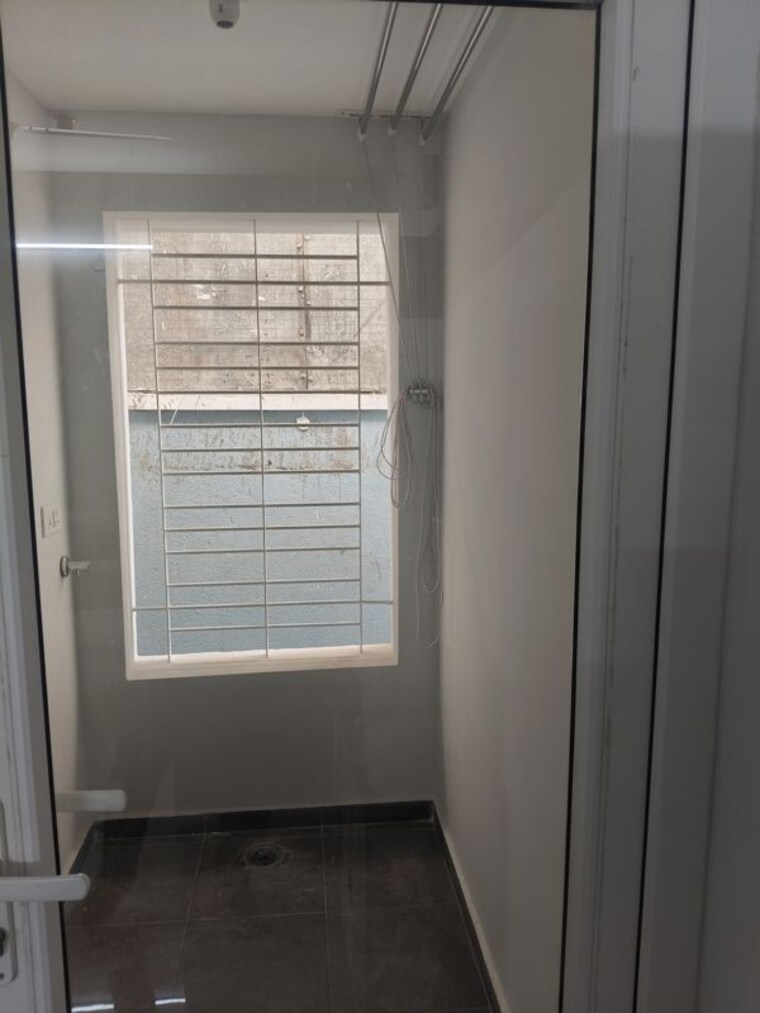 Bathroom, keerthana-residency 1 Bedroom 500 Sq.Ft. Apartment In Kadubeesanahalli Bangalore 10520169