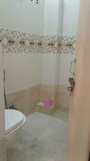 Bathroom in 2 BHK Independent House at Chinhat – for Rent