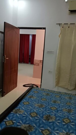 Bedroom in 2 BHK Independent House at Chinhat – for Rent