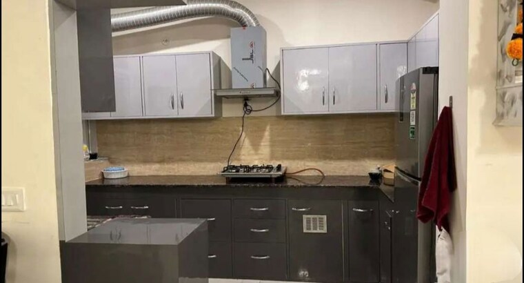 Kitchen, hazratganj 3 Bedroom 1650 Sq.Ft. Apartment In Hazratganj Lucknow 10520194