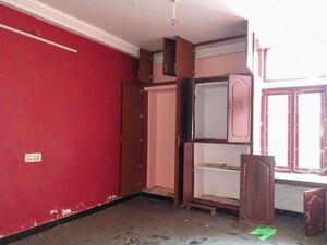 Room in  Apartment at Vijayawada One Town – for Sale