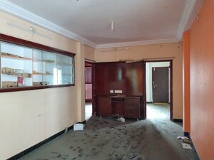 Room in  Apartment at Vijayawada One Town – for Sale