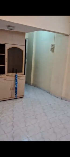 Room in 2 BHK Apartment at Marol – for Rent