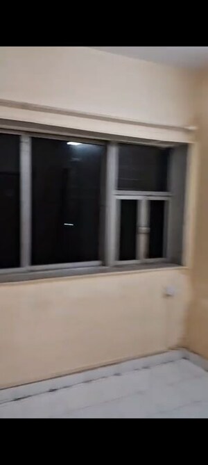 Room in 2 BHK Apartment at Marol – for Rent