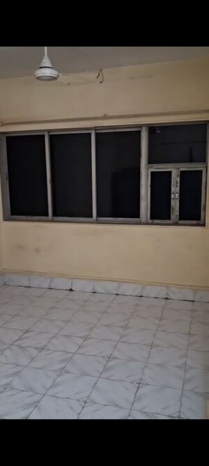 Room in 2 BHK Apartment at Marol – for Rent