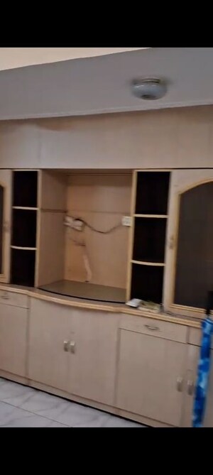 Furnished Amenities in 2 BHK Apartment at Marol – for Rent