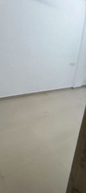 Furnished Amenities in 3 BHK Villa at Kurla Kamgar CHS, Kurla – for Rent