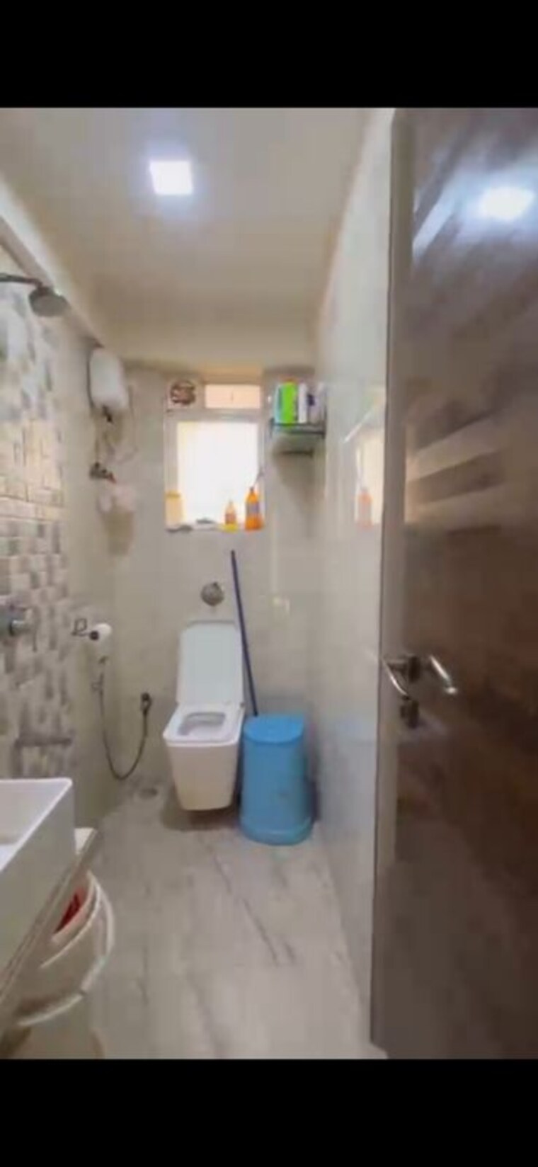 Bathroom, dlh-orchid 2.5 Bedroom 980 Sq.Ft. Apartment In Andheri West Mumbai 10520281