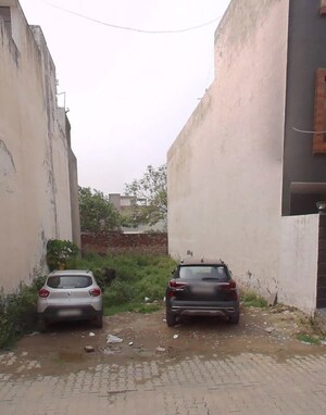  Plot For Sale in Virat Nagar