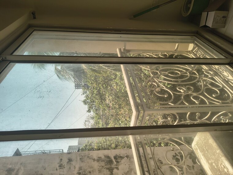 Balcony, sky-view-chs 1 Bedroom 450 Sq.Ft. Apartment In Kurla Mumbai 10520294