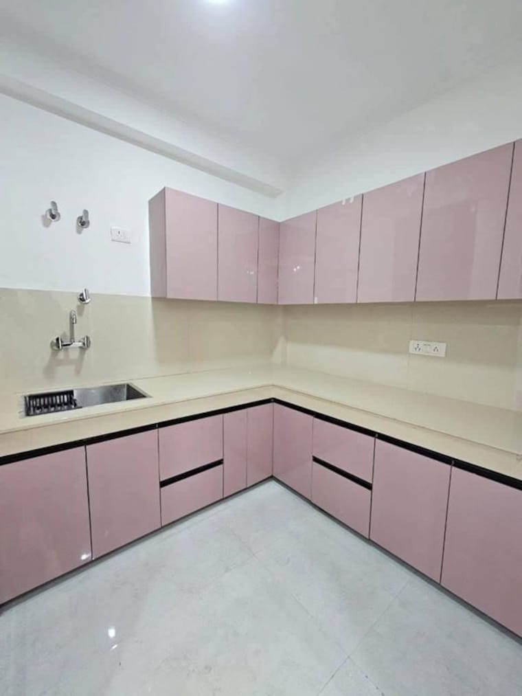 Kitchen, patwari 3 Bedroom 1800 Sq.Ft. Independent House In Patwari Greater Noida 10520299