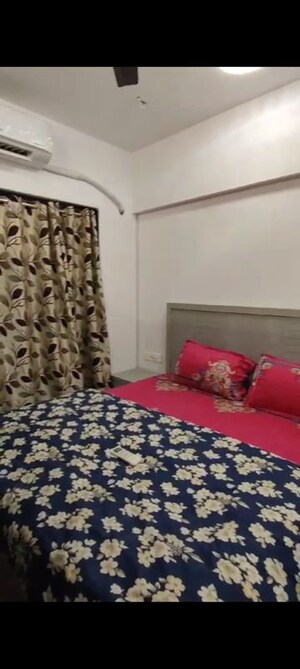 Bedroom in 2 BHK Apartment at Nehru Nagar – for Rent